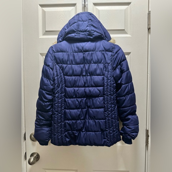 Girls Old Navy Frost-Free Puffer Jacket - Picture 2 of 8